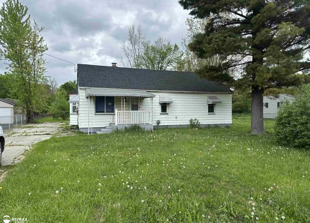 Property at 4033 Leith St, Burton, MI 48509, 3 beds, 1.5 baths