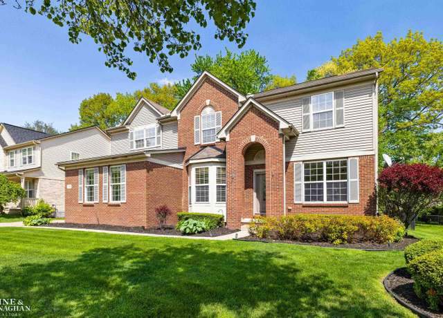 Property at 15548 Brookstone Dr, Clinton Township, MI 48035, 4 beds, 2.5 baths