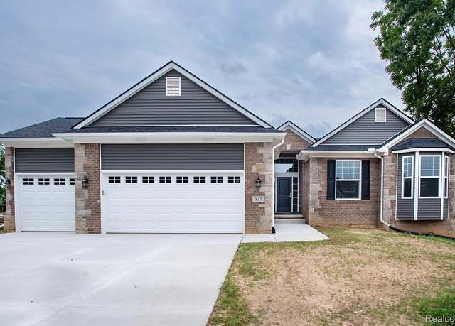 Property at 837 Preserve Ln, White Lake Charter Township, MI 48386, 3 beds, 2.5 baths