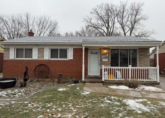 Property at 21732 Raymond St, St. Clair Shores, MI 48082, 3 beds, 1 bath