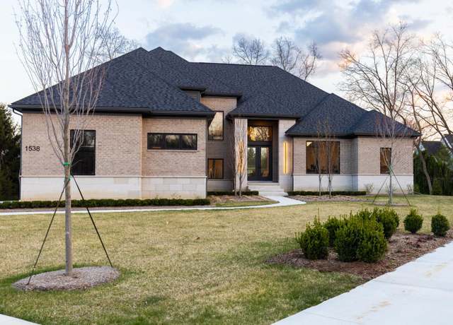 Property at 1538 Linden Ct, Rochester, MI 48306, 4 beds, 4.5 baths
