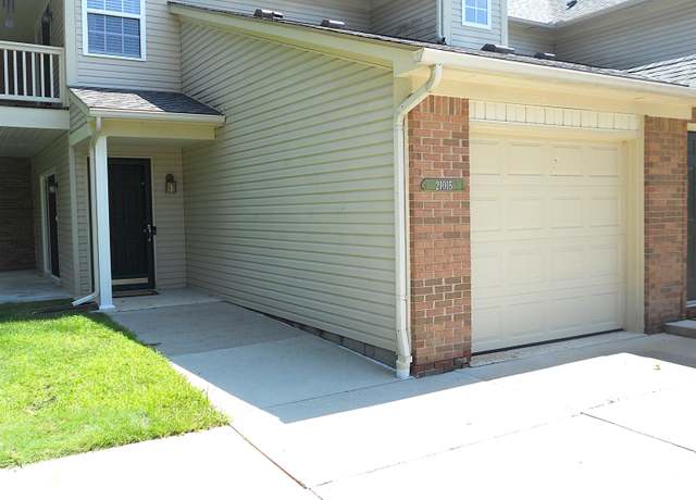 Property at 21015 Cooper Dr, Macomb, MI 48044, 2 beds, 2 baths
