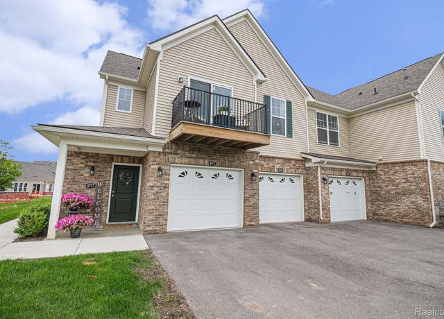 Property at 9777 Ridge Run St #67, Hartland Township, MI 48855, 2 beds, 2 baths