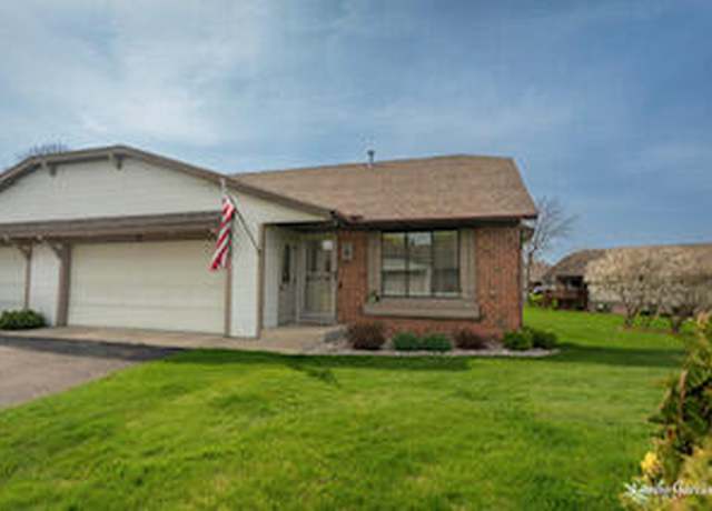 Property at 37 S Zeeland Pkwy, Zeeland, MI 49464, 2 beds, 2 baths