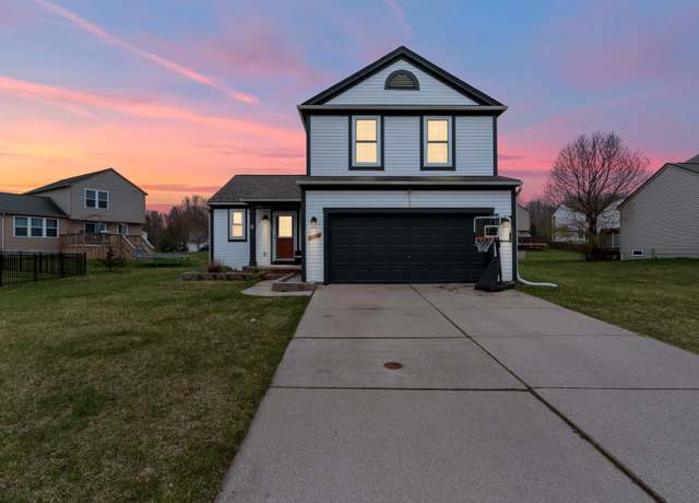 Property at 6480 Crestview Dr, Holly, MI 48442, 3 beds, 2.5 baths