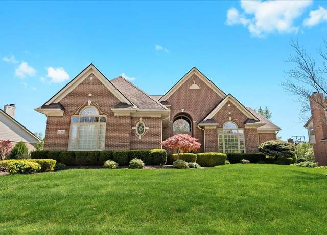 Property at 48491 Inveraray Rd, Canton, MI 48188, 3 beds, 3.5 baths