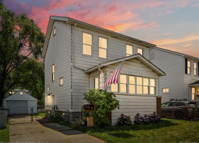 Property at 520 E Jarvis Ave, Hazel Park, MI 48030, 3 beds, 1 bath