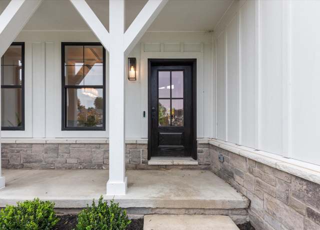 Property at 922 Bellwood Ln, Canton, MI 48187, 4 beds, 2.5 baths