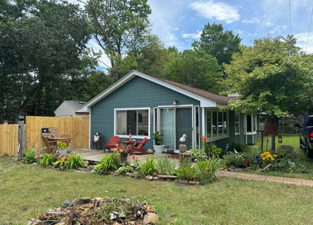 Property at 5351 Indian Trl, Caseville, MI 48725, 3 beds, 1 bath