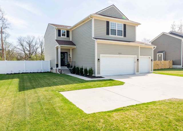 Property at 2512 E Maple Rd, Troy, MI 48083, 4 beds, 2.5 baths