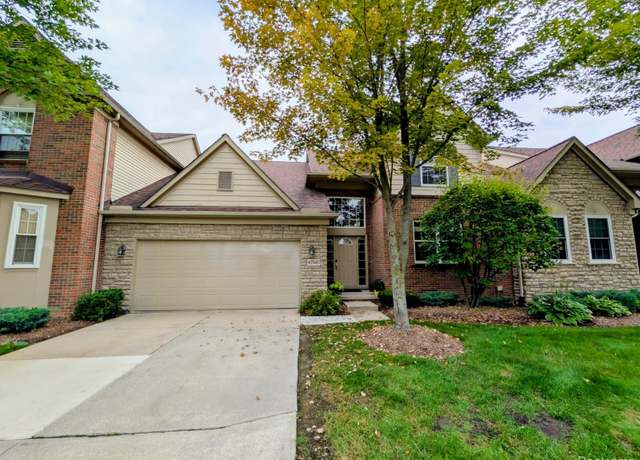 Property at 47587 Scenic Circle Dr S, Canton Charter Township, MI 48188, 2 beds, 2.5 baths