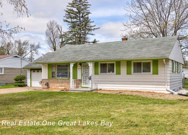 Property at 4749 Strathmoor St, Buena Vista, MI 48601, 2 beds, 2 baths