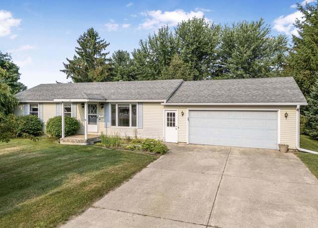 Property at 121 Barbara St, Cadillac, MI 49601, 3 beds, 2 baths