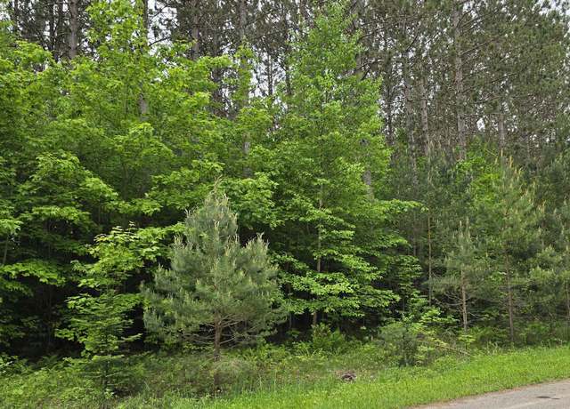 Property at 5076 Golf Haven Dr, Kalkaska, MI 49646