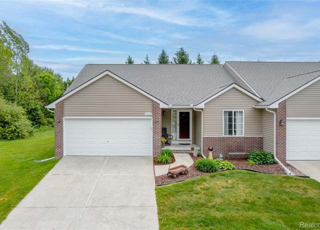Property at 9006 Spring Brook Cir, Davison, MI 48423, 2 beds, 2 baths