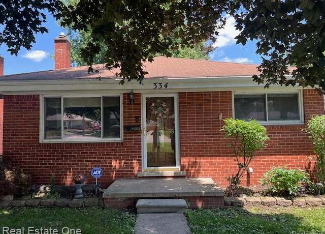 Property at 334 Harrington St, Mt Clemens, MI 48043, 3 beds, 2 baths
