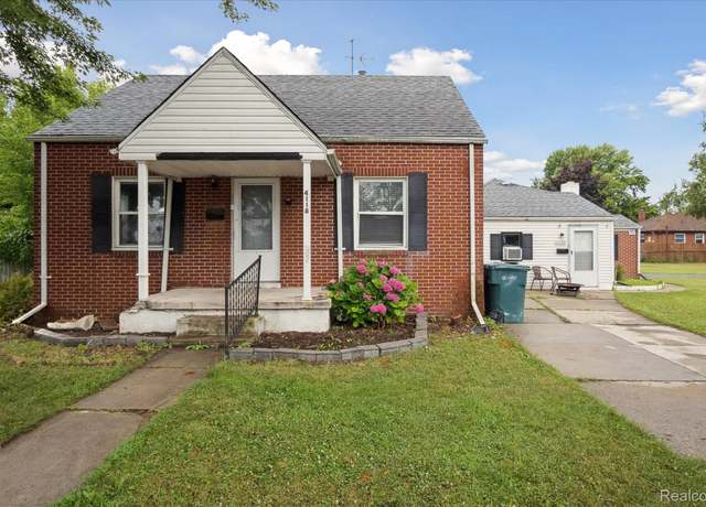Property at 4118 Hubbard Ave, Lincoln Park, MI 48146, 3 beds, 2 baths