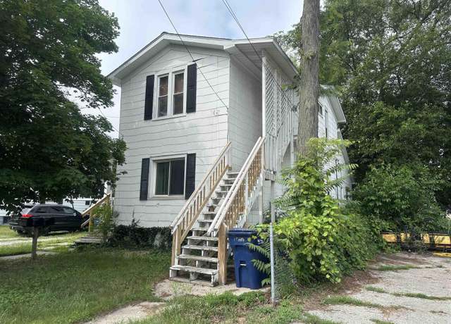 Property at 403 State St, Bay City, MI 48706, 3 beds, 3 baths