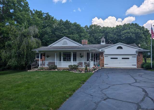 Property at 3641 Green Lake Rd, West Bloomfield, MI 48324, 4 beds, 4 baths