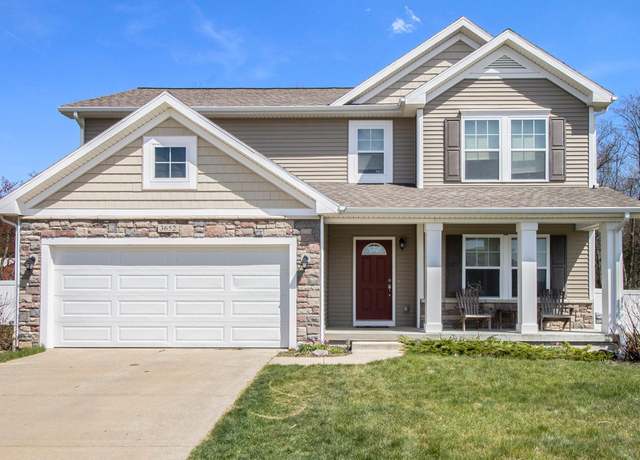 Property at 3652 Amber Oaks Dr, Howell, MI 48855, 4 beds, 2.5 baths