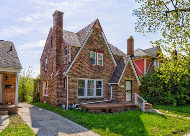 Property at 18644 Santa Rosa Dr, Detroit, MI 48221, 4 beds, 1.5 baths
