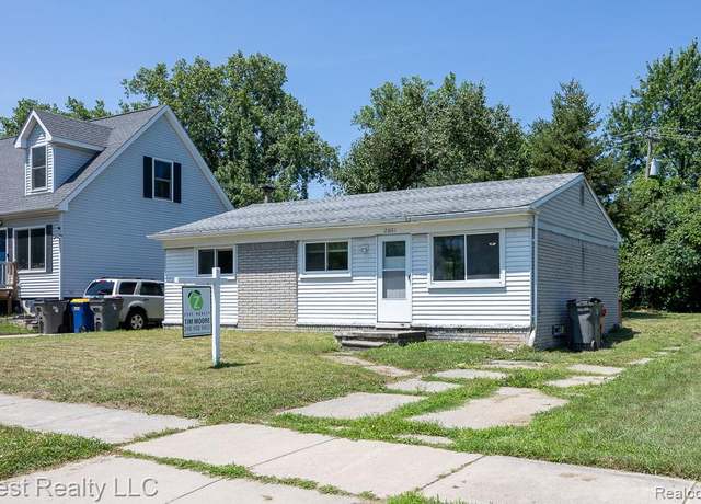 Property at 21681 Laurel St, Clinton Charter Township, MI 48035, 3 beds, 1 bath