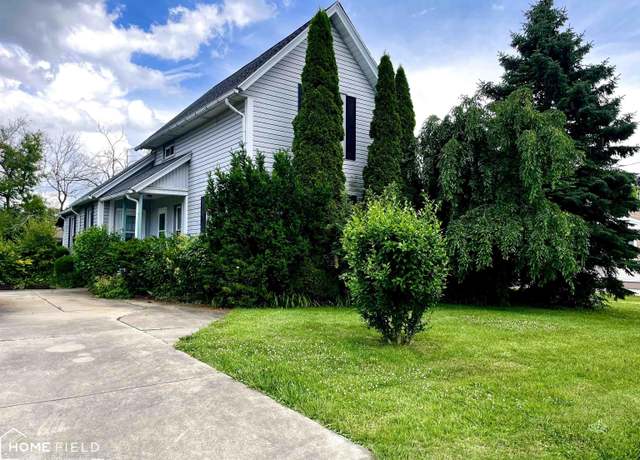Property at 1412 Summit St, Owosso, MI 48867, 3 beds, 1 bath
