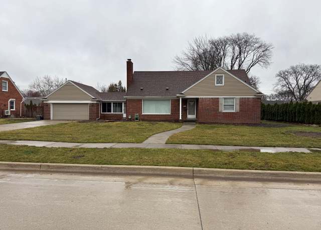 Property at 500 Brentwood Dr, Dearborn, MI 48124, 4 beds, 2.5 baths