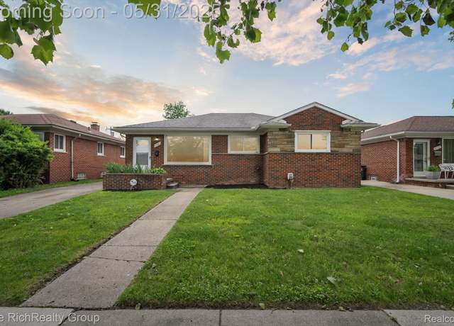 Property at 21661 Ridgedale St, Oak Park, MI 48237, 3 beds, 1.5 baths