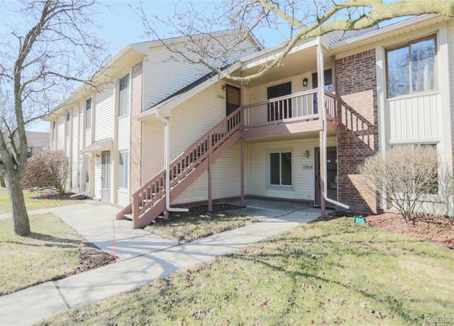 Property at 17920 Phyllis St, Macomb, MI 48066, 1 bed, 1 bath