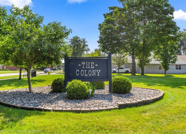 Property at 8309 Colony Dr #22, Grosse Ile, MI 48138, 2 beds, 2 baths