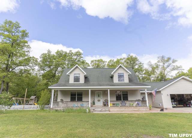 Property at 85 S Hilton Park Rd, Muskegon, MI 49442, 4 beds, 3 baths