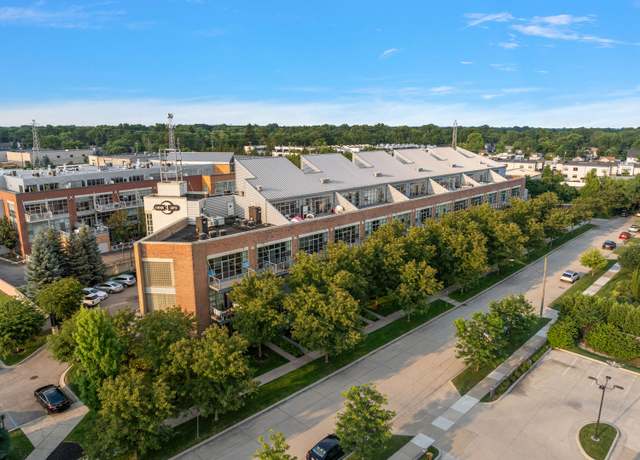 Property at 333 E Parent Ave #4, Royal Oak, MI 48067, 2 beds, 2 baths