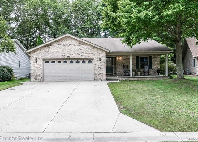 Property at 3875 Oak Hills Cir, Port Huron, MI 48060, 2 beds, 2 baths