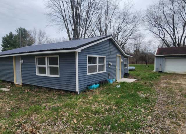 Property at 1495 Miner Rd, Crystal, MI 48818, 2 beds, 1 bath