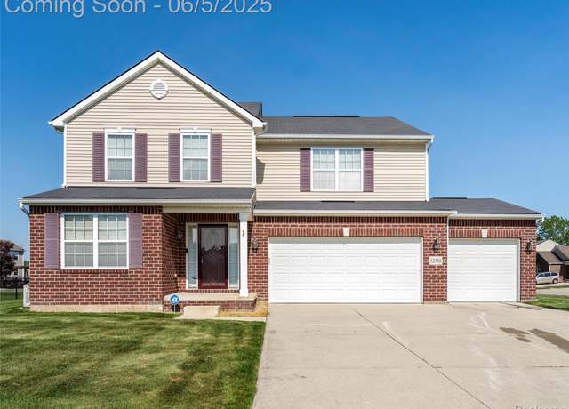 Property at 52588 Stafford Dr, Macomb, MI 48042, 4 beds, 2.5 baths