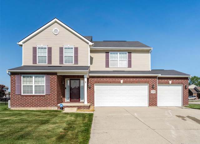 Property at 52588 Stafford Dr, Macomb, MI 48042, 4 beds, 2.5 baths