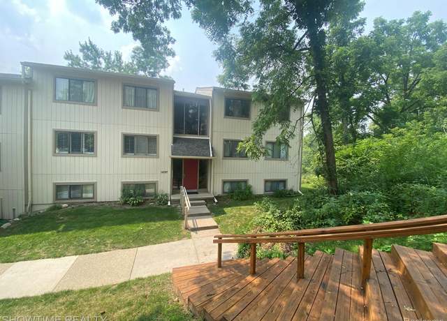Property at 1697 Riverside Dr #18, Rochester Hills, MI 48309, 2 beds, 1.5 baths