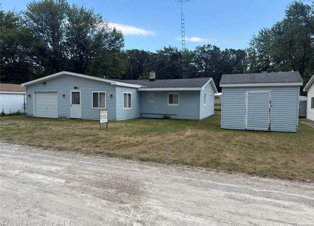 Property at 8637 Rowe Rd, Mckinley, MI 48755, 3 beds, 1 bath