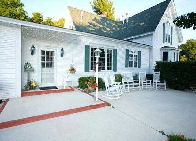 Property at 1532 34th St, Allegan, MI 49010, 8 beds, 5 baths