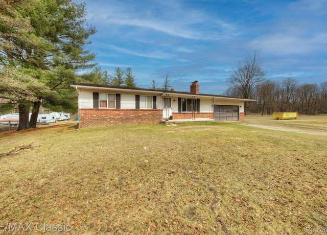 Property at 4650 Waltan Rd, Vassar, MI 48768, 3 beds, 1 bath