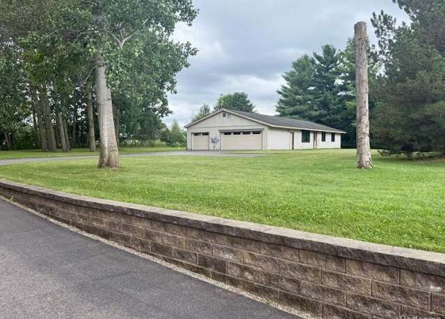 Property at 7428 Hough Rd, Almont, MI 48003, 3 beds, 2.5 baths