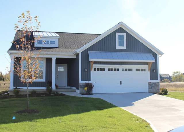 Property at 2558 Meadow Ridge Dr, Walker, MI 49534, 2 beds, 2 baths