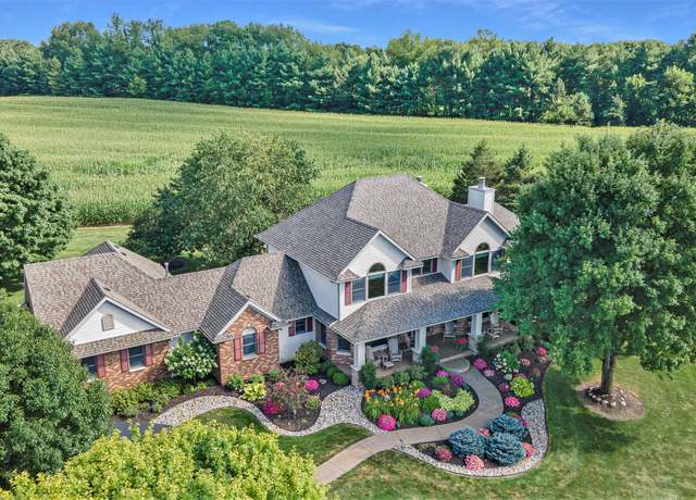 Property at 9695 36th St S, Scotts, MI 49088, 4 beds, 3 baths