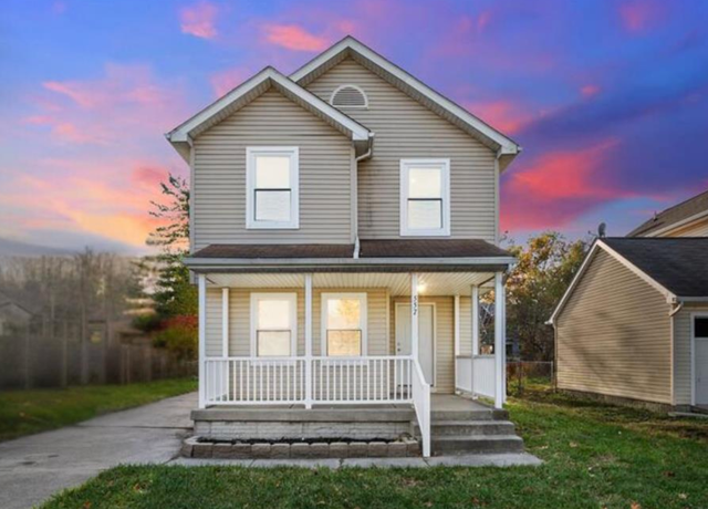 Property at 557 Kitchener St, Detroit, MI 48215, 4 beds, 2 baths