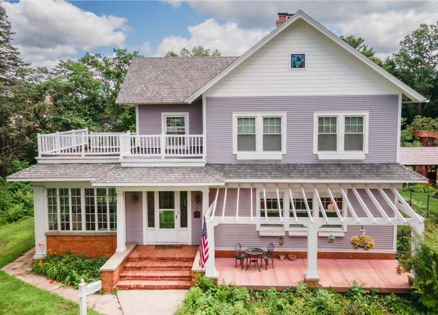 Property at 15 S Broad St, Hillsdale, MI 49242, 5 beds, 3 baths