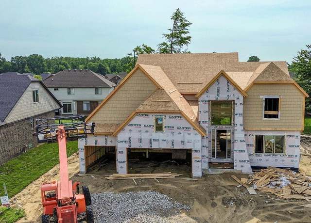 Property at 50574 Mistwood Dr, Macomb, MI 48042, 4 beds, 2.5 baths