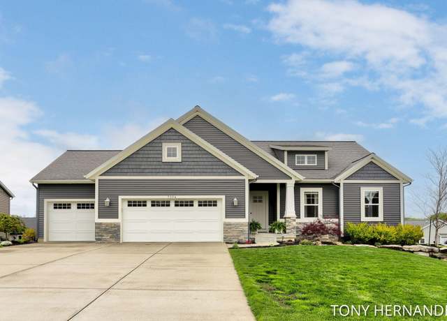 Property at 7104 Crimson Ct, Hudsonville, MI 49426, 5 beds, 3.5 baths
