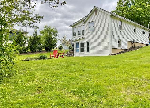 Property at 432 Market St, Walled Lake, MI 48390, 2 beds, 1 bath