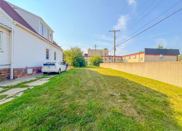 Property at 3828 Doremus St, Hamtramck, MI 48212